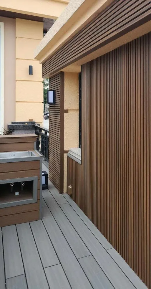 Outdoor Corner Teak